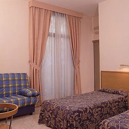 ホスタル セントリック ゲストハウス 4*