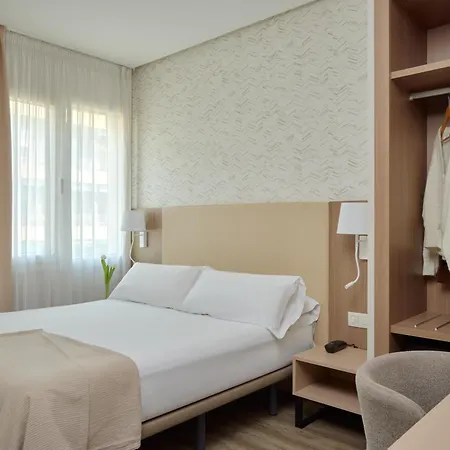 Centric Πανσιόν