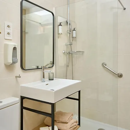 Centric Πανσιόν 4*