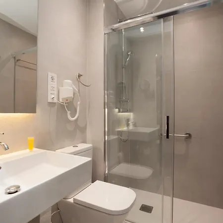 Πανσιόν Centric 4*